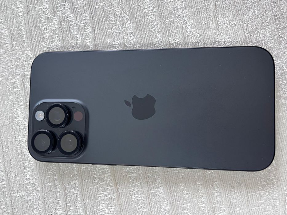 Продам айфон 16 про макс