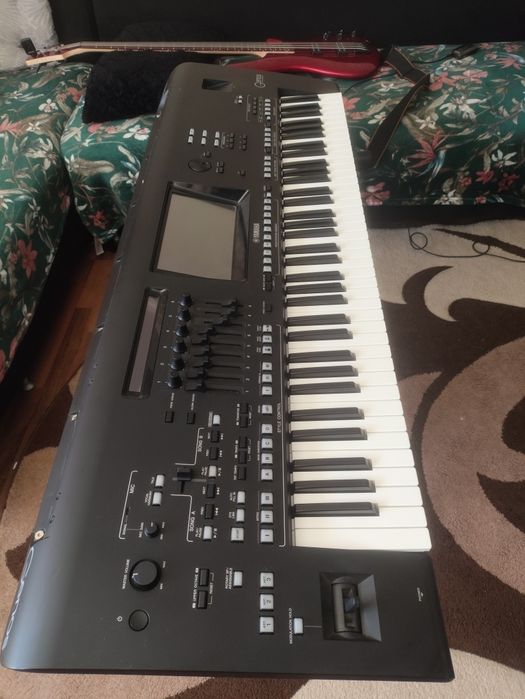 Yamaha Genos si Acordeon Midi/Acustic
