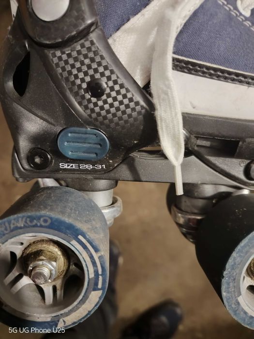 Продавам ролкови кънки