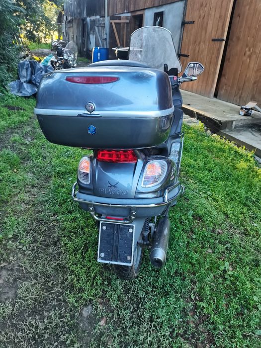 Vând Scuter Piaggio X9