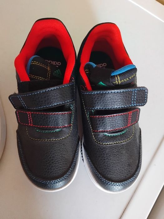 Adidas -чисто нови