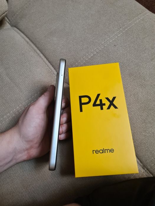 Realme R4X память 128