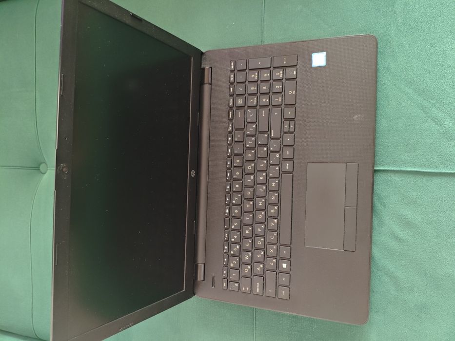 Офисный ноутбук HP