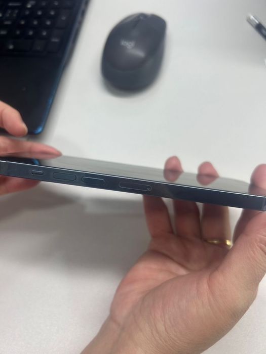 Продаю iphone 13 pro max 256gb один владелец акб 79%