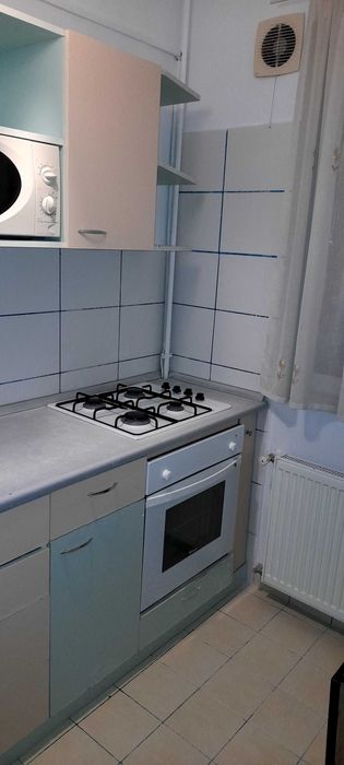 Închiriez garsonieră în cartier Bâncuși, la 500 m de metrou