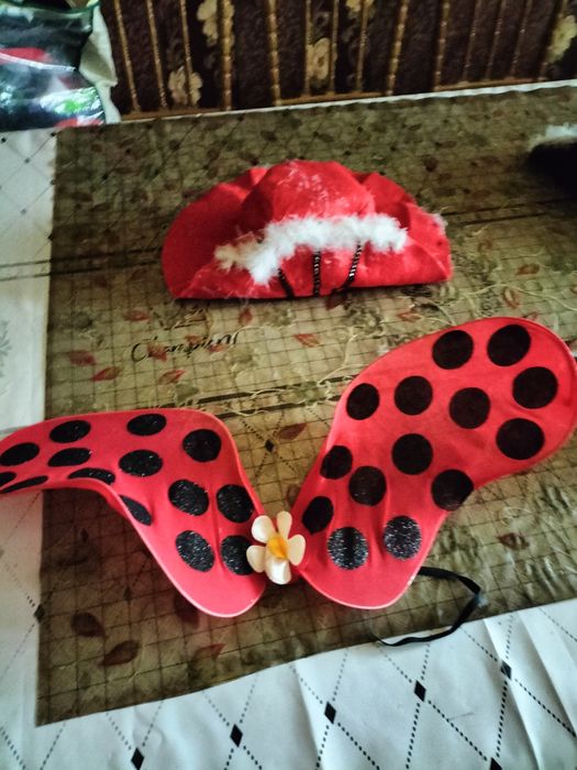 Продам новогодний маски.