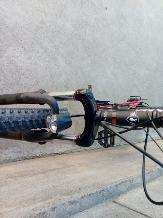 Vând bicicleta Zundapp full suspenson