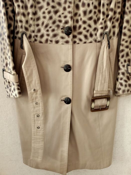 Плащ кожаный женский