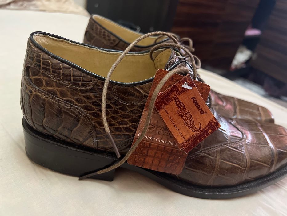 Продам обувь новая