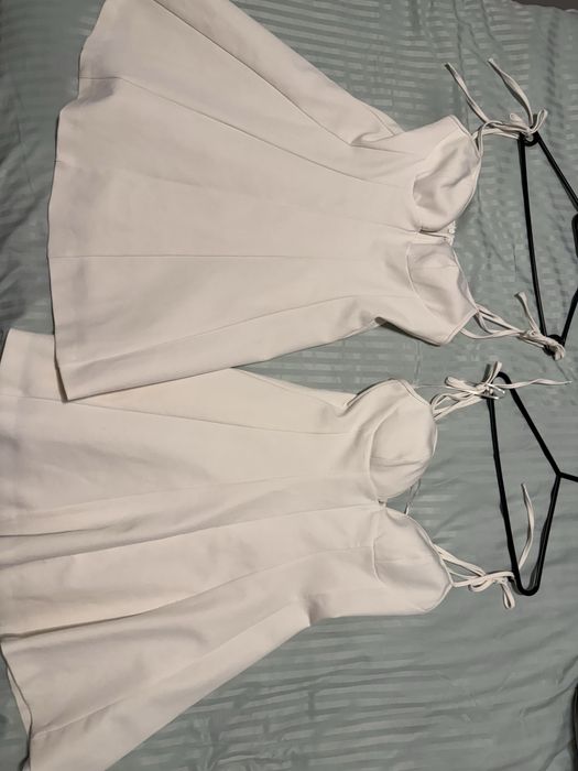 Бяла къса рокля с тънки презрамки