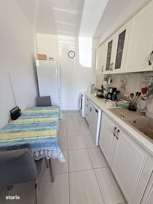 Casa P+1 cu curte proprie si 2 parcari, Pod izolat, Langa noua scoala