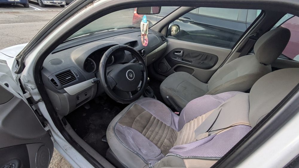 Vand Renault Symbol, 2012, manual, 1.6 16v