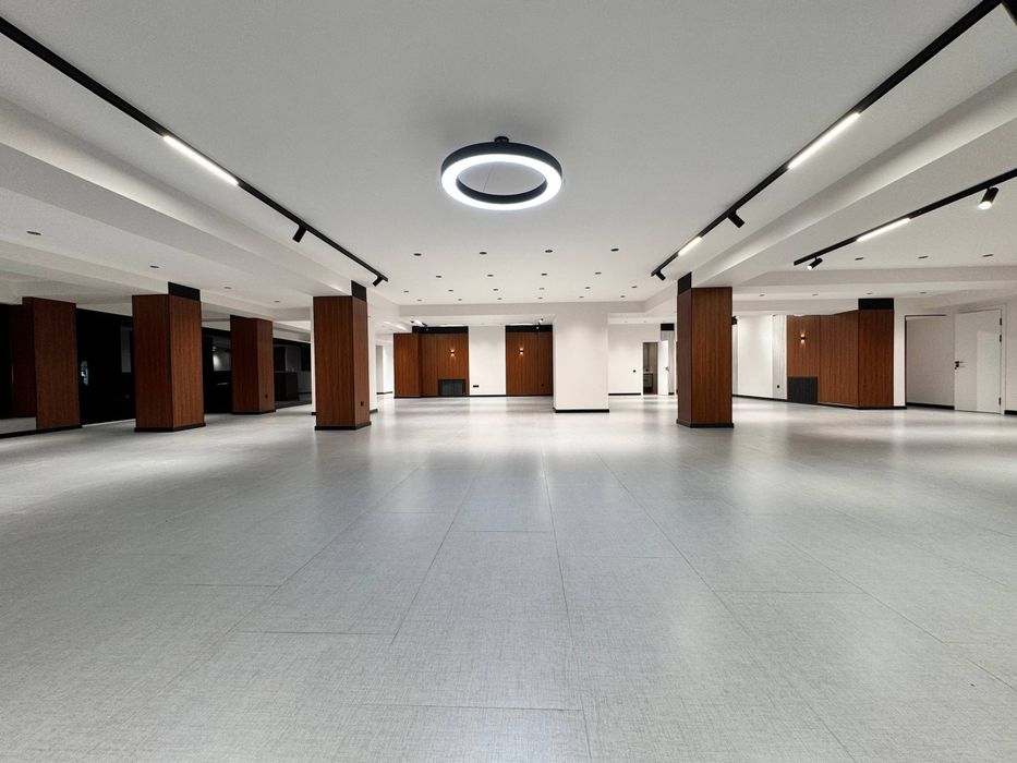 Первая линия! Нукусская! Своя!