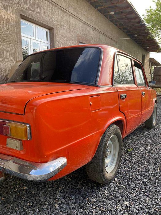 21011 sotiladi Holati yaxshi