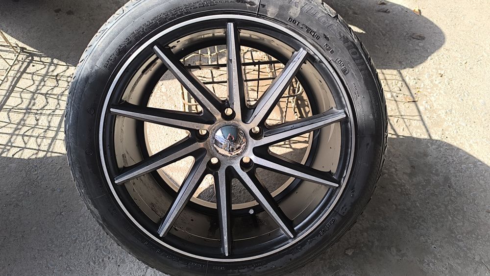 Диски б/у R17 не
варинные, есть незначит царапины под