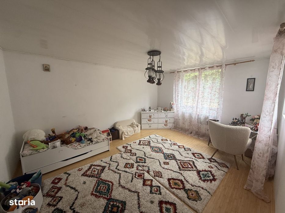 CASA 2010 | Zona Aurel Vlaicu-Cetate | 4 CAMERE | 2 Bai | Garaj