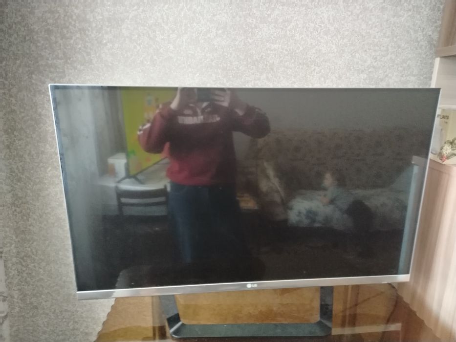 Продам теливизор LG