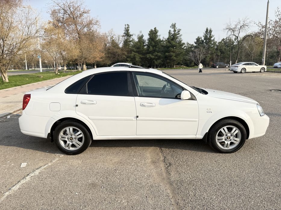 Arenda 2013 1.6 avtomat Metan