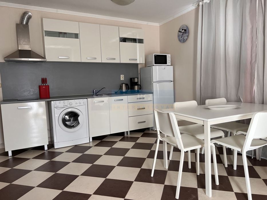 Продава се Двустаен апартамент в Созопол - 73 кв.м за 1288 €/кв.м - Снимка #3
