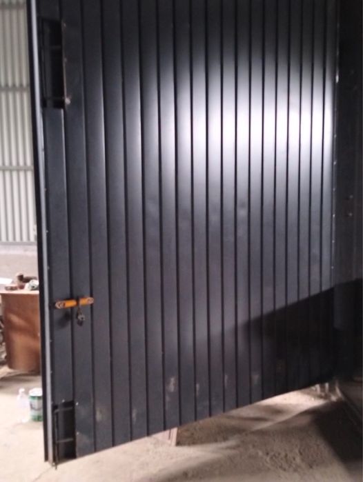 Ворота металлические, утепленные