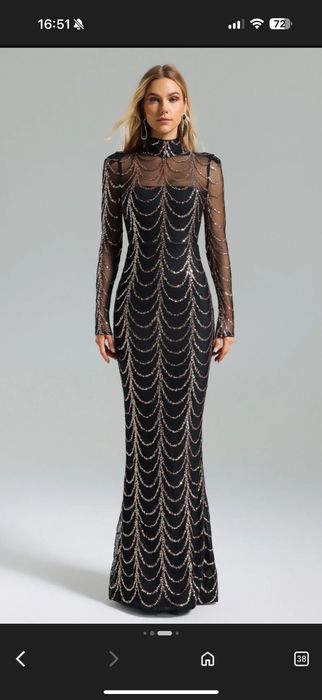 Нова дълга черна рокля с тюл