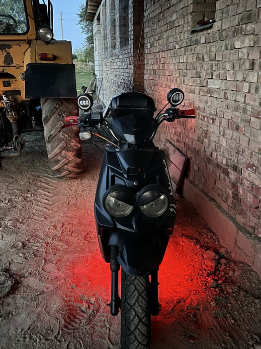 продам бумер срочна