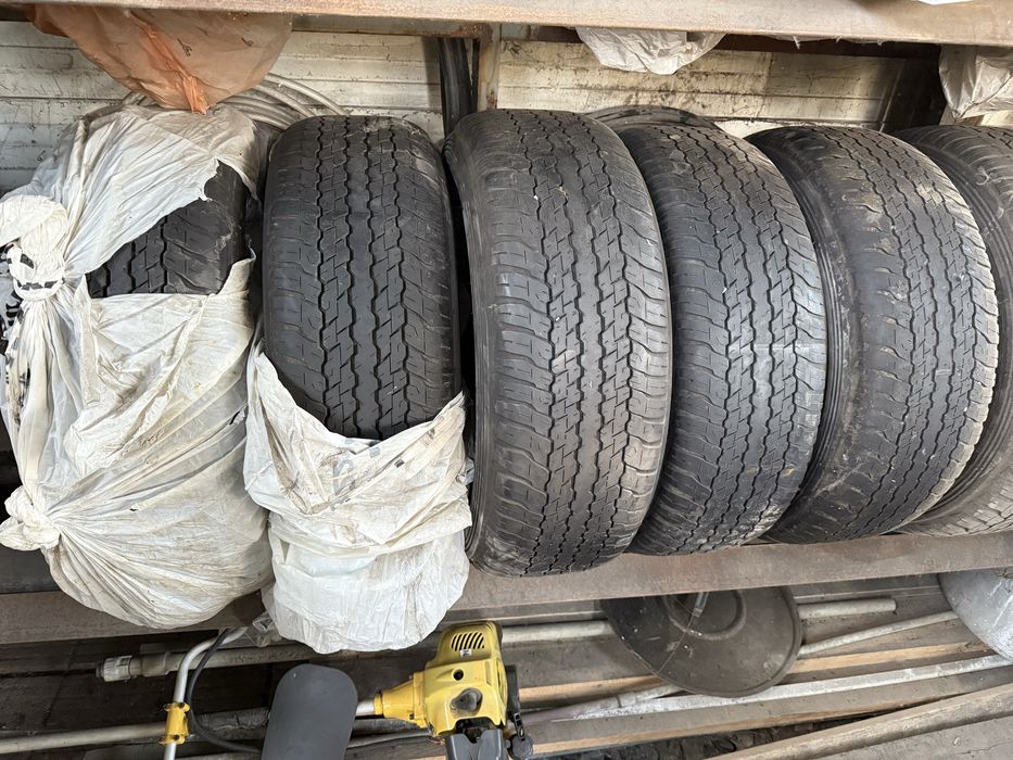 Продам шины DUNLOP