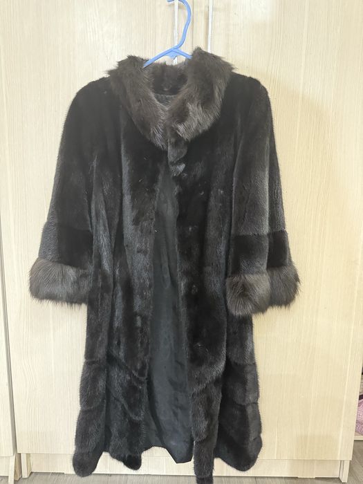 Продам норковую шубу