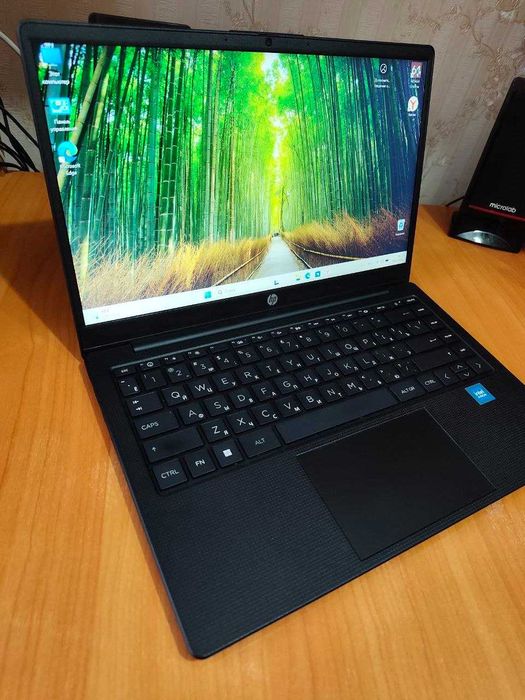 Ноутбук HP core i3 в отличном состоянии.