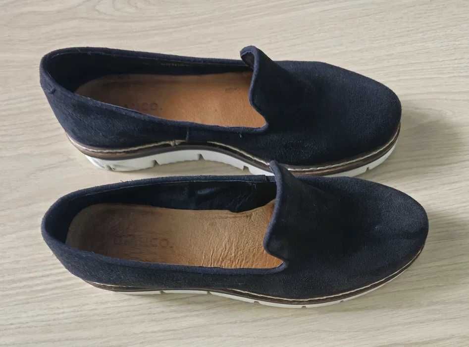 Кожени дамски обувки