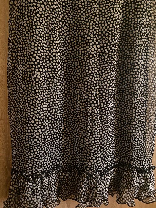 Rochite de vara din voal. Cea neagra este Zara