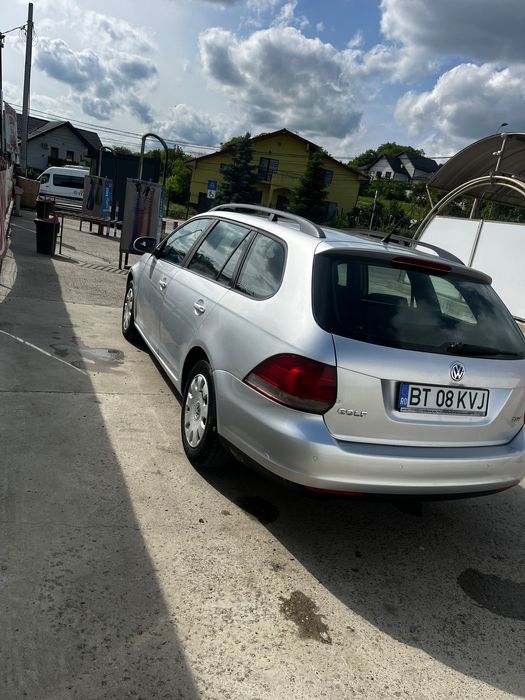 Vând Volkswagen golf 5
