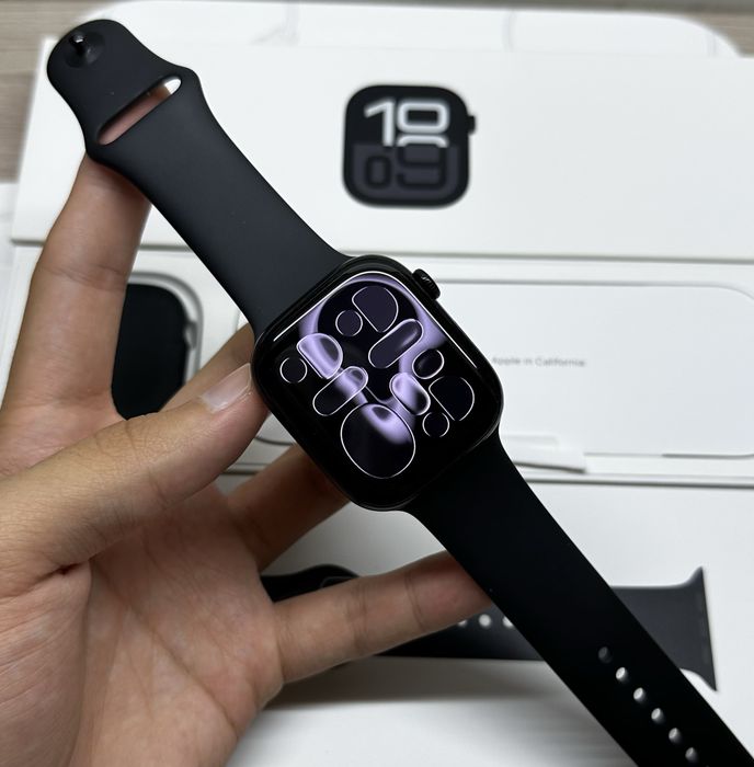 Apple Watch 10 46mm 100% Jet Black