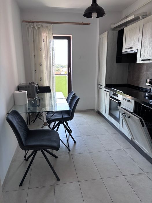 Proprietar– Închiriez apartament modern 2 camere, Complex Bujorului Residence

Ofer spre închiriere apartament