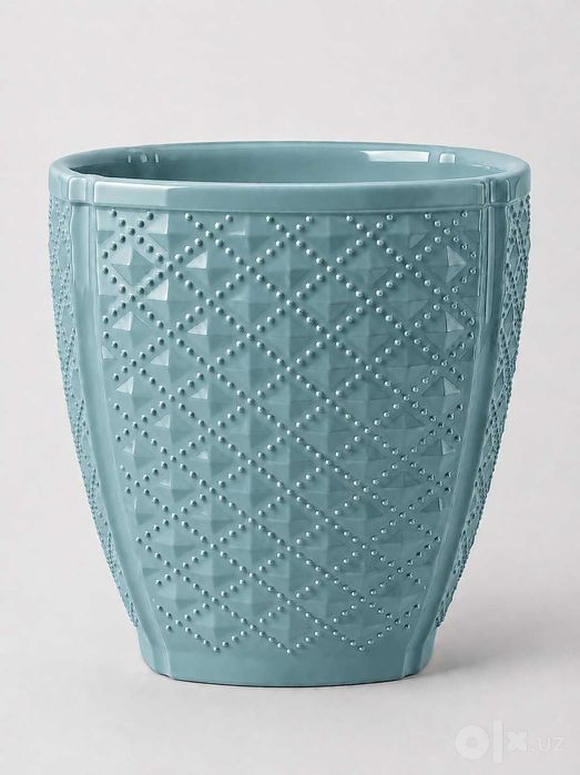 Plastik kashpo (gul tuvagi) ZUMRUD, 3D-faktura va vkladish (2-13 L)