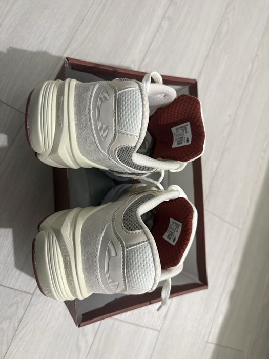 New balance loro piana