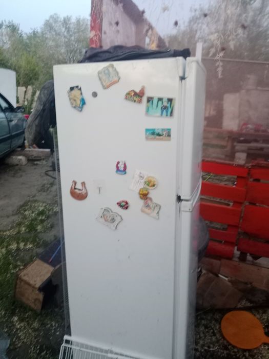 Продам ,рабочий холодильник.Не дорого