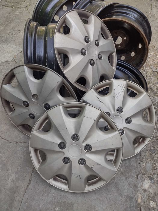 Set 4+1 Jante Tabla R15 Dacia Logan 1 / Renault 4x100 (185/65/15) + Capace