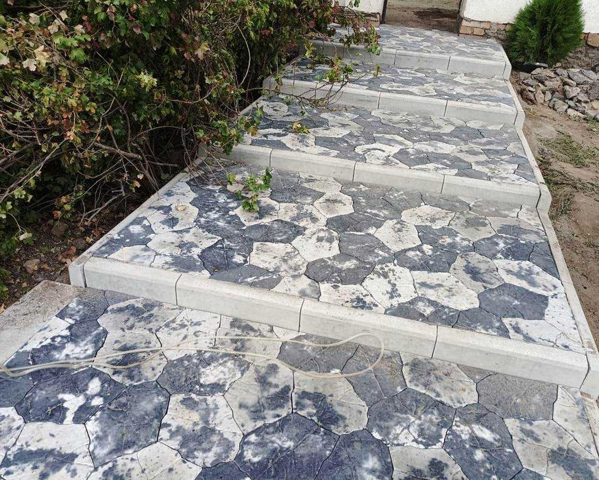 Изготовление брусчатки от 2600 тг , бордюр, цокольного камня, балясин ...