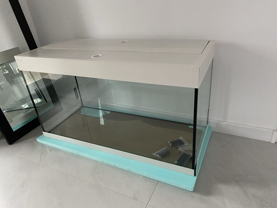 Vand acvariu  NOU 360l nemtesc