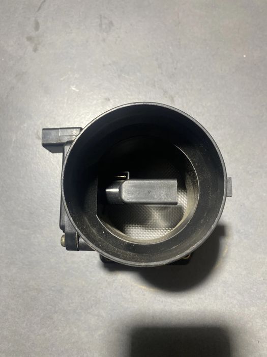 Debitmetru aer 06A906461B Volkswagen VW Passat 2002 1.6 MT (102 hp)