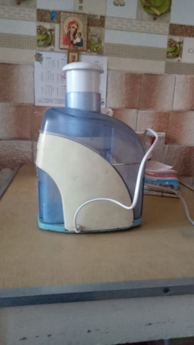 Продам соковыжималку