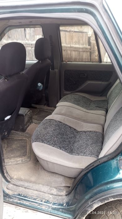 Продам Opel Frontera  1994гобём 2,4