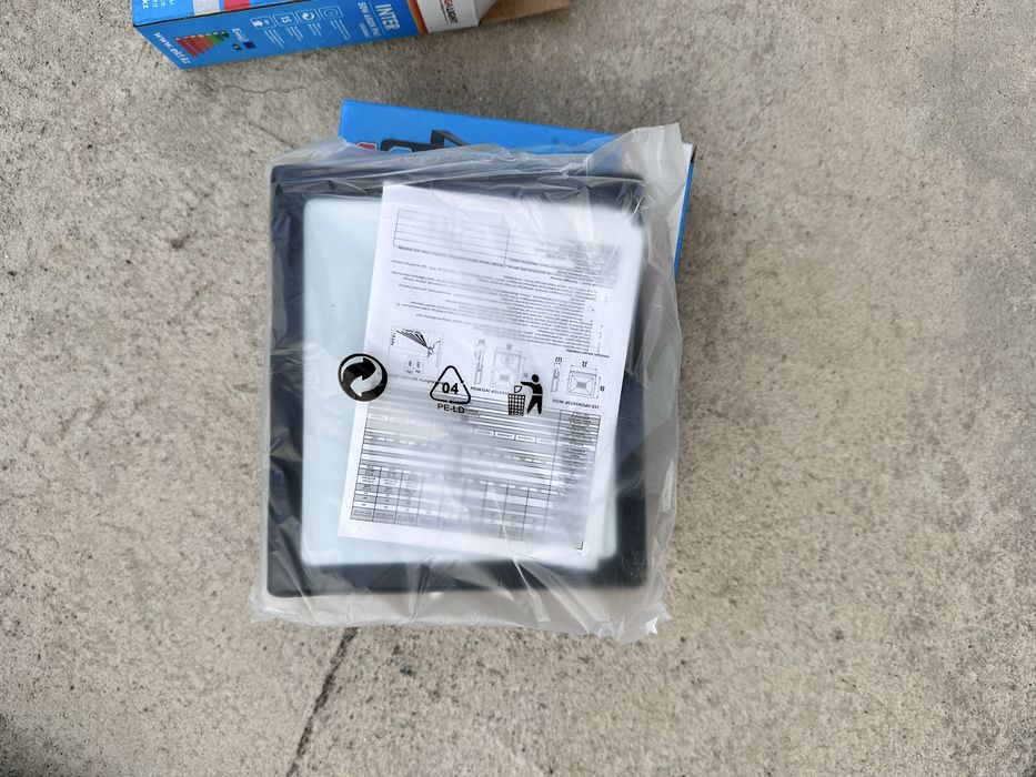 Продам новые светодиодные прожекторы MEGA LIGHT INTER