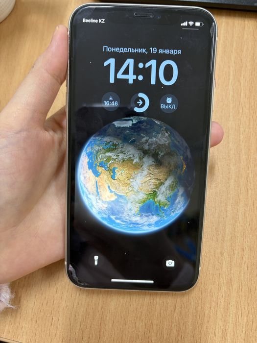 Продам Iphone 11