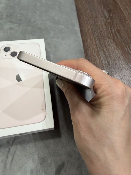 Продам Iphon 13 pink