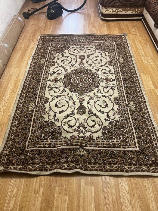 Ковры и дорожка кавровая