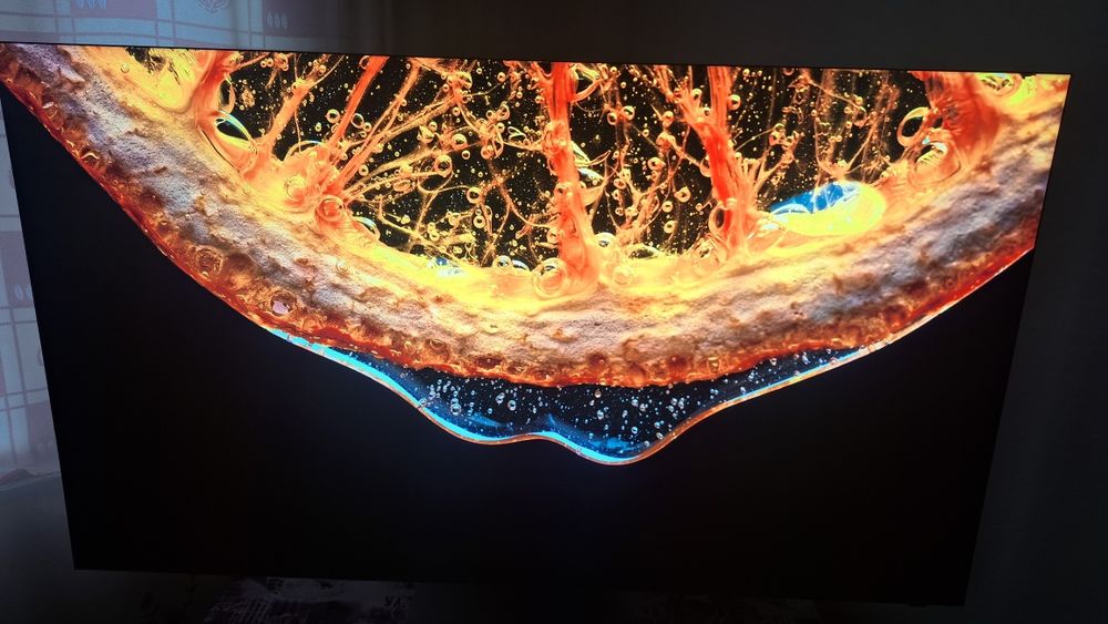 Samsung QLED 8К телевизор