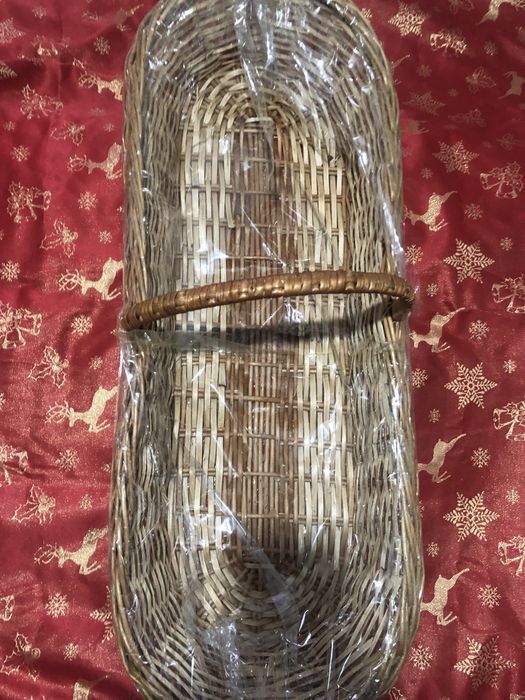 Продаётся карзина для фруктов .