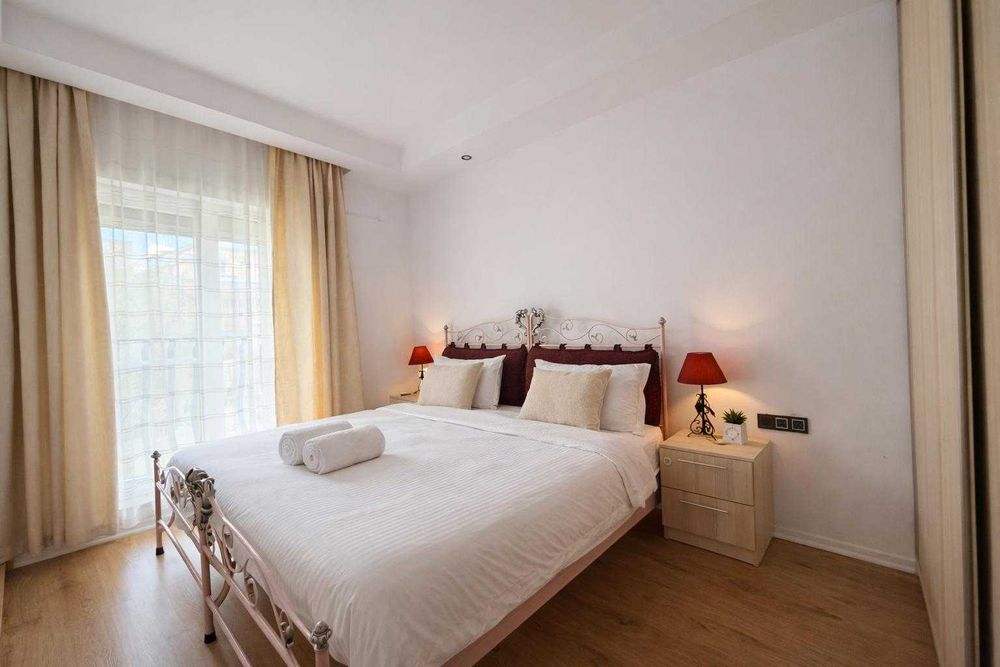 Regim Hotelier Cosmopolis-Piscina